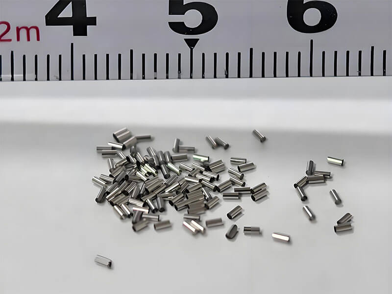Close-up of platinum-iridium marker bands—tiny, ultra-smooth, and engineered for crisp X-ray visibility in life-saving medical devices.
