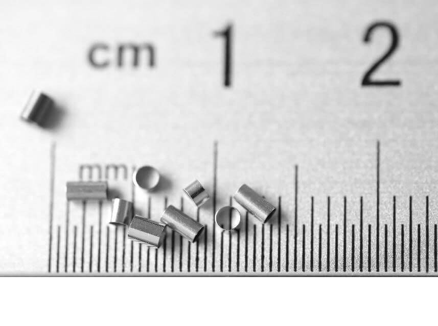 A precision platinum-iridium (PtIr) marker band—small, biocompatible, and highly visible under X-ray for accurate guidance in medical procedures.
